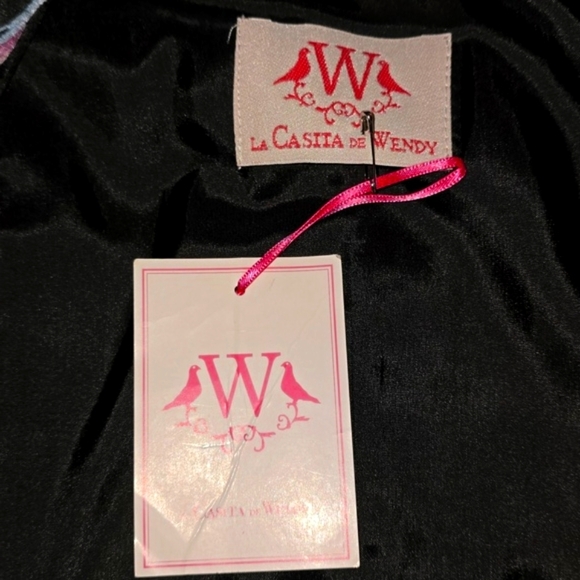 Floral Sleeveless Dress - Black and Green - Picture 9 of 14